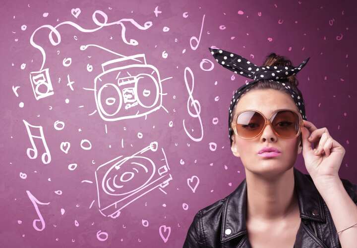 Girl with sunglassess